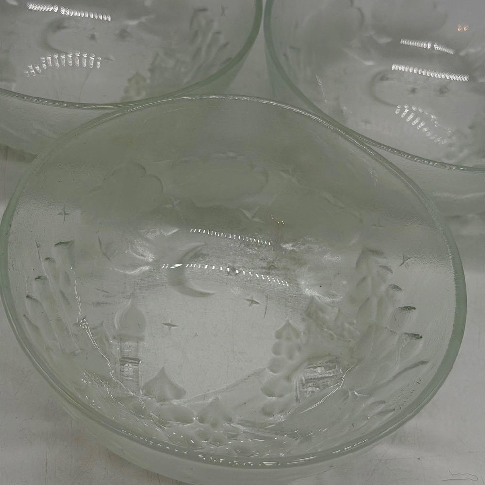 Vintage Embossed Glass Winter Scene Dessert Bowls Set of 3 Clear Frosted Used